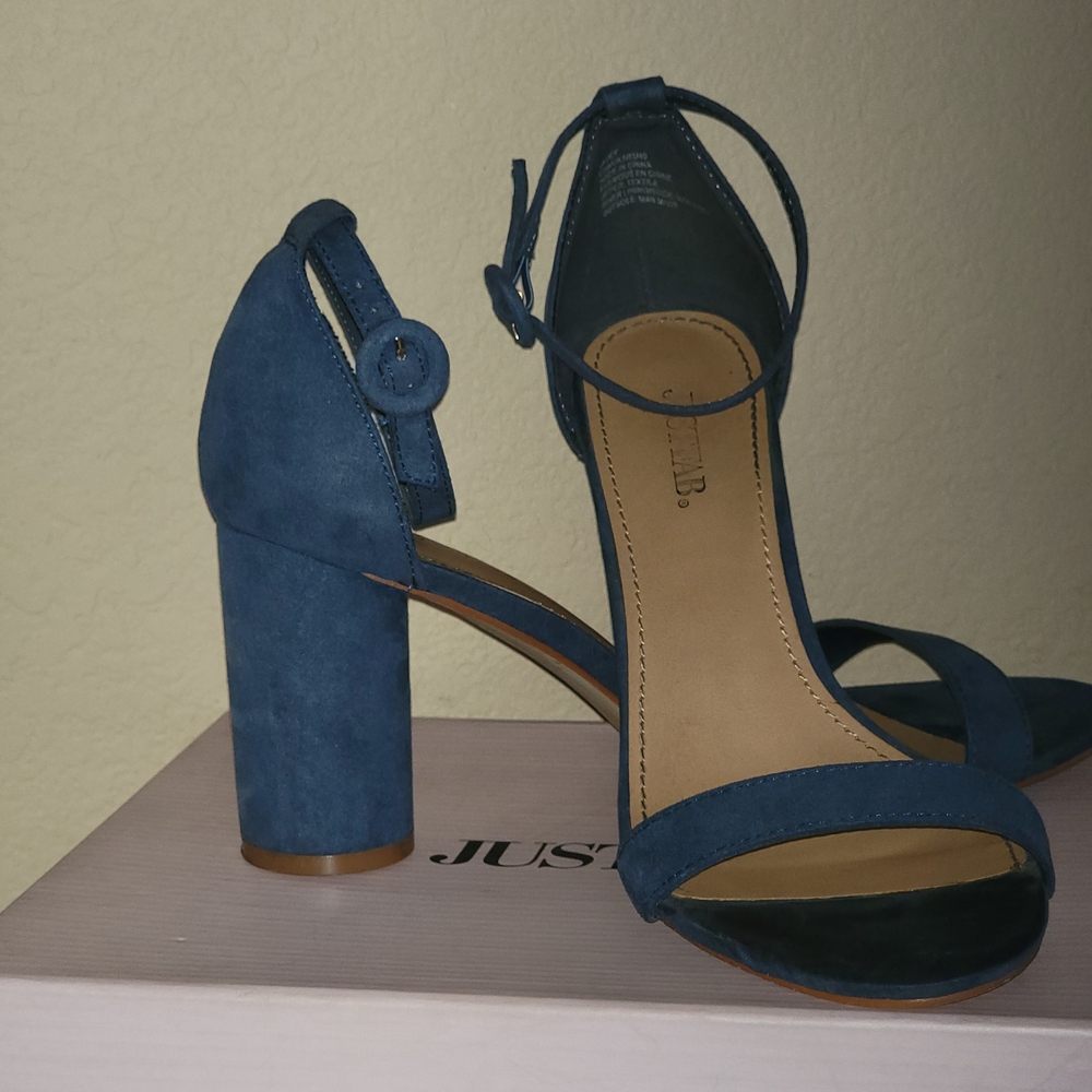 Slate Blue Cylindrical Heel Sandals